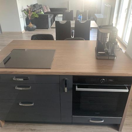 Klimatyzowany Apartament Z Miejscem Garazowym กอร์ซุฟเวียลคอปอลสกี ภายนอก รูปภาพ