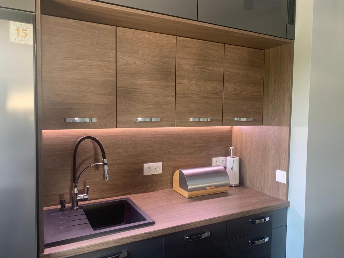 Klimatyzowany Apartament Z Miejscem Garazowym กอร์ซุฟเวียลคอปอลสกี ภายนอก รูปภาพ