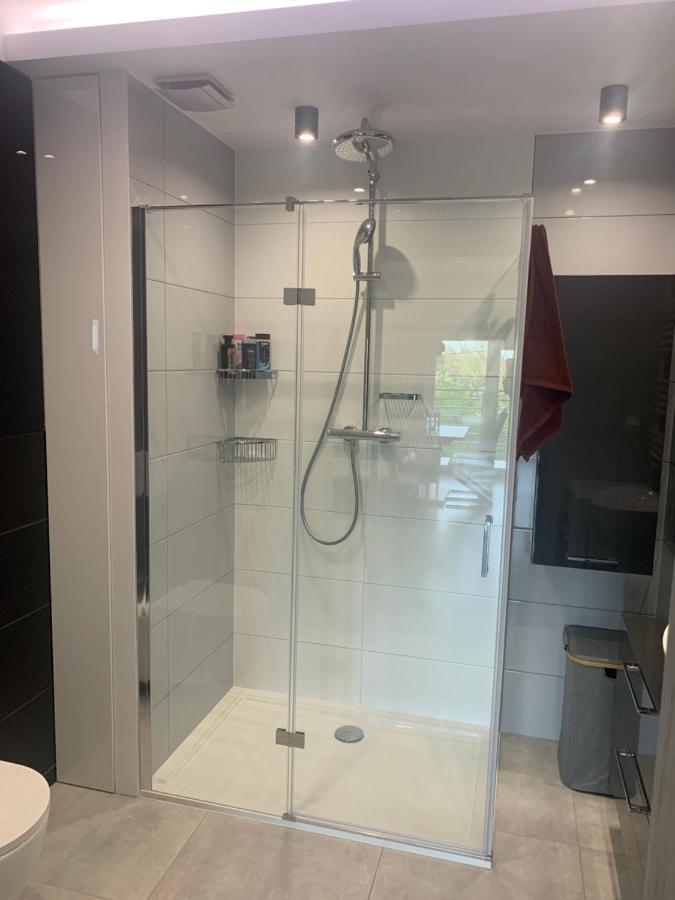 Klimatyzowany Apartament Z Miejscem Garazowym กอร์ซุฟเวียลคอปอลสกี ภายนอก รูปภาพ